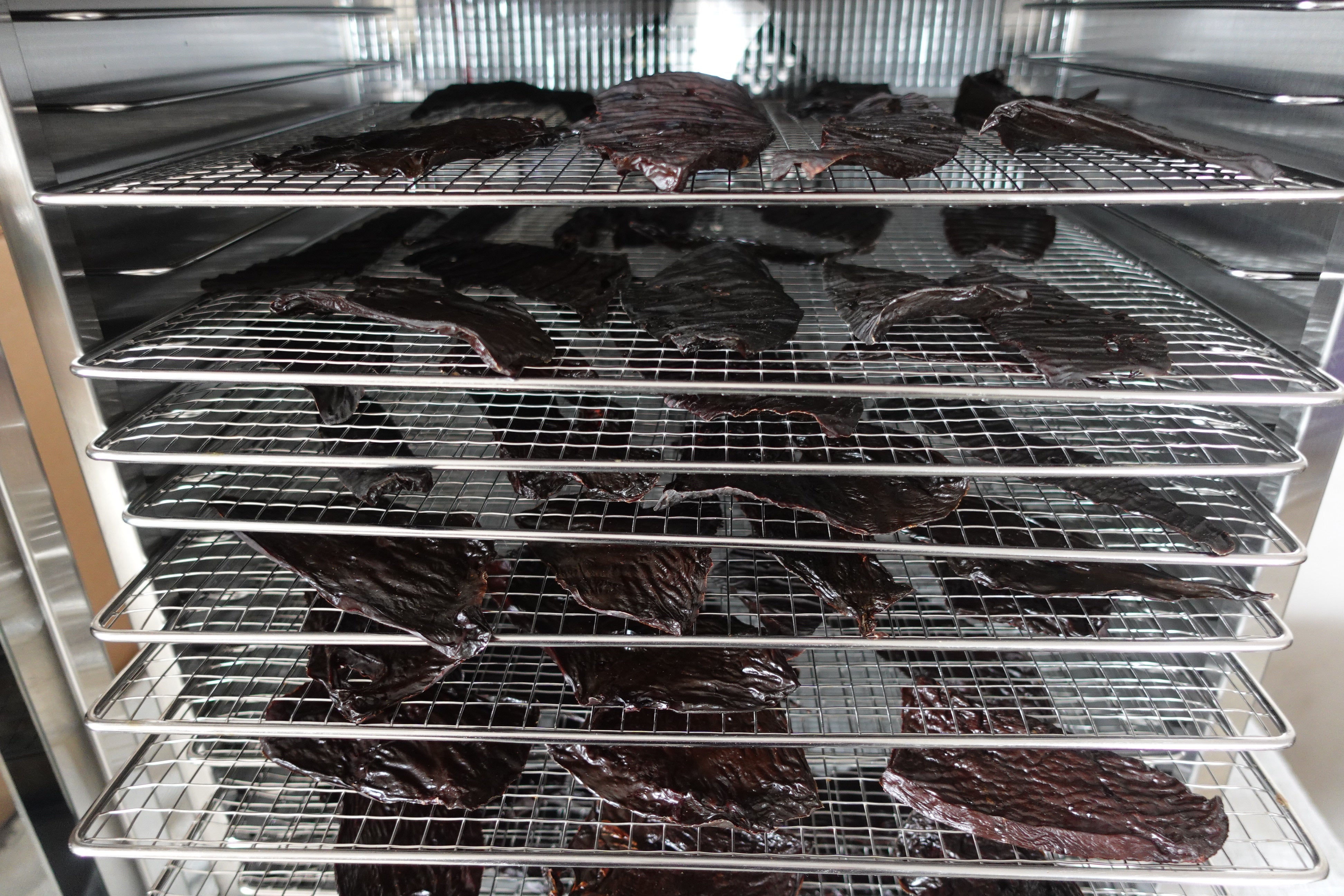 Liver slices loaded in a commercial dehydrator